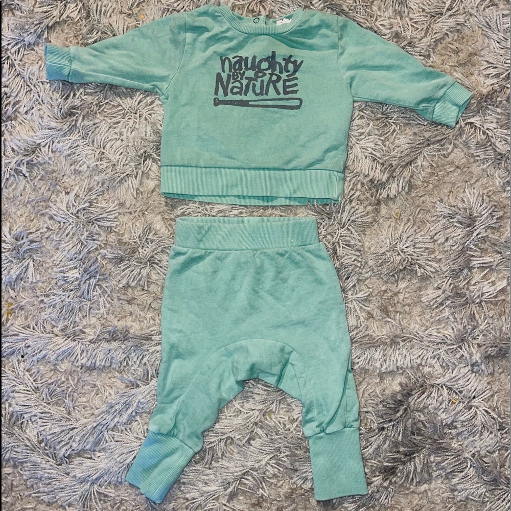 Cotton On Baby two piece set size 0-3